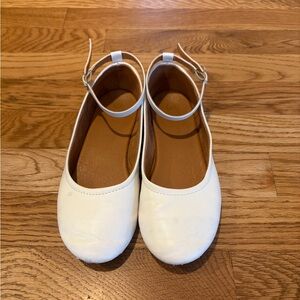 Girls White Dress Ballet Shoes